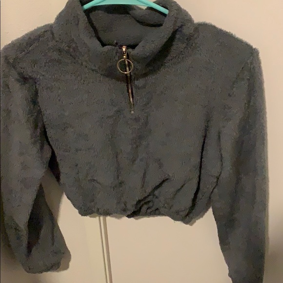 Fuzzy jacket - Picture 3 of 3